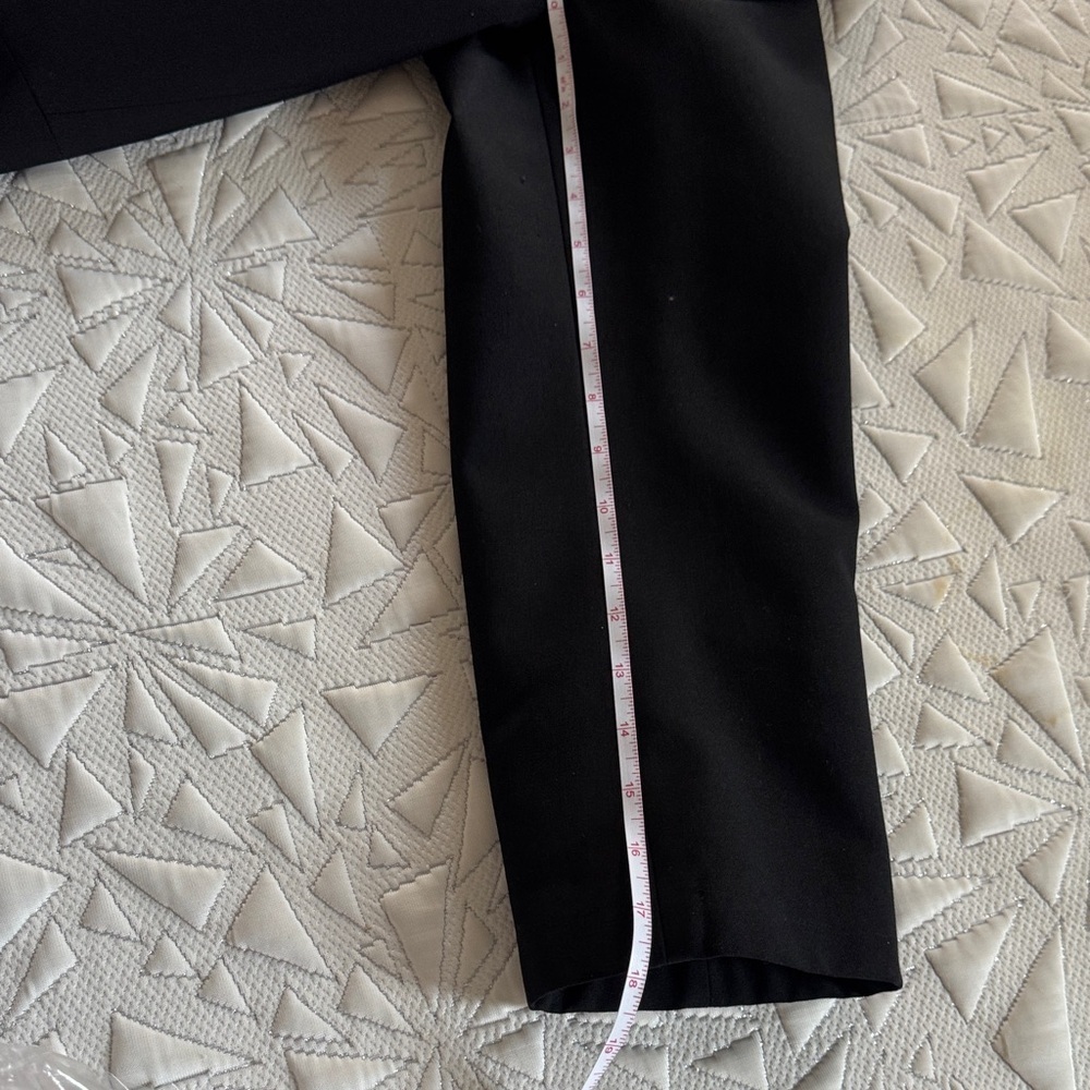 Classic Black Tailcoat Tuxedo Suit - Picture 11 of 16